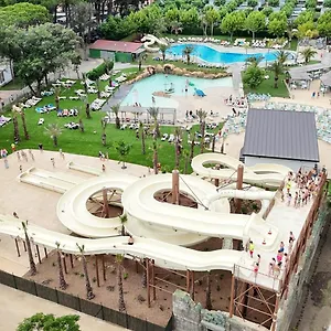 **** Camping El Delfin - España