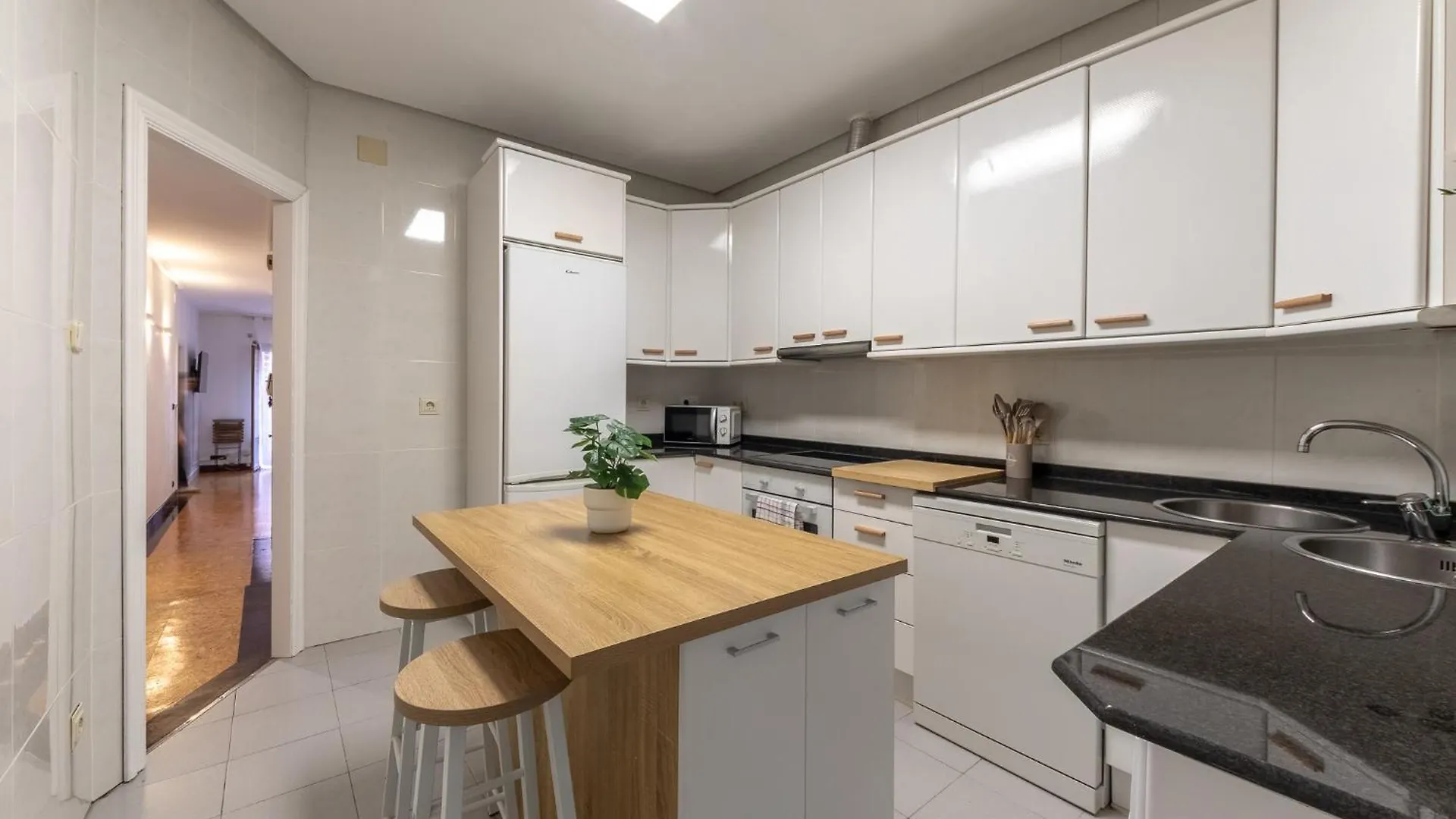 Unamuno, En El Casco Viejo Bilbao Apartamento